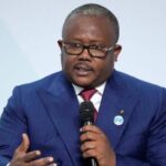 Zelensky to meet with Trump if invited back